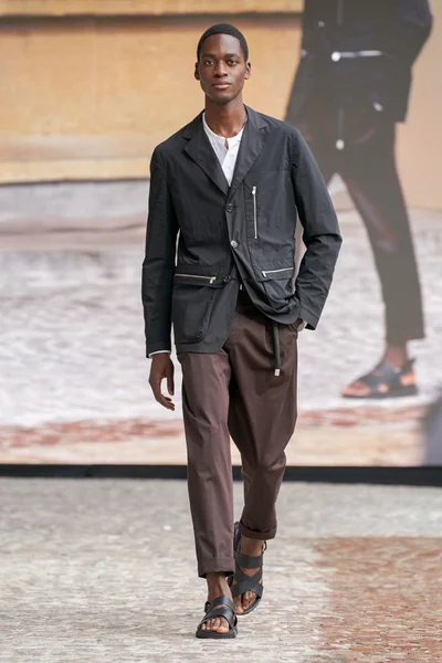 Look 41